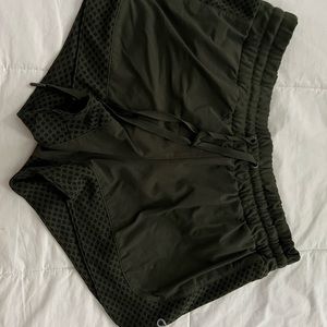 Green GAP running shorts, Size S! 🦖